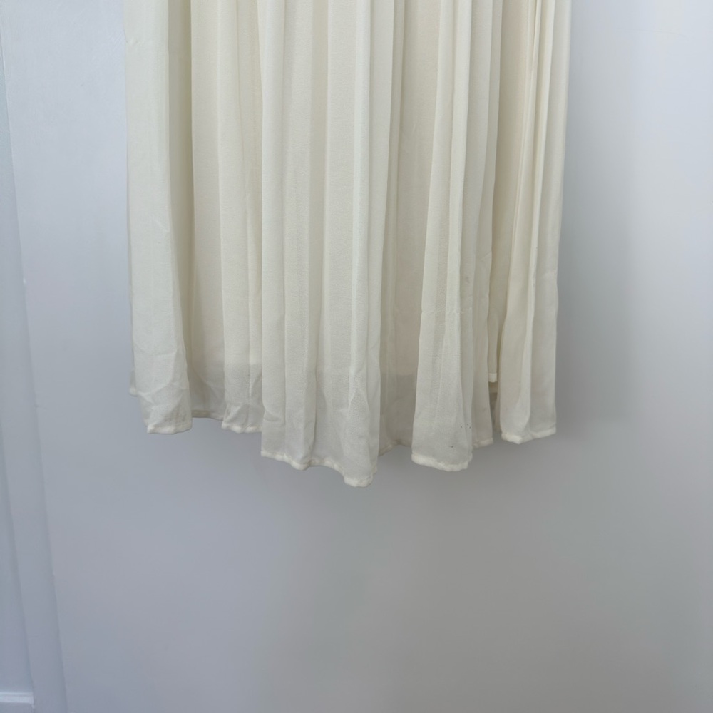 MESHKI Stacie Pleated Halter Maxi Dress - Picture 6 of 7
